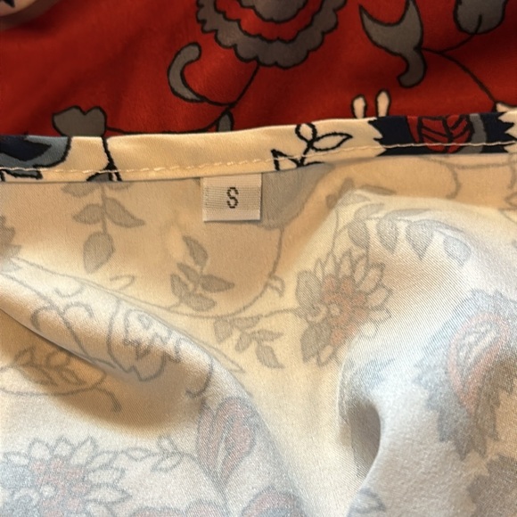 Dress - Picture 6 of 7